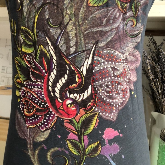 Romeo and Juliet Couture Hooded V-neck - Picture 4 of 4